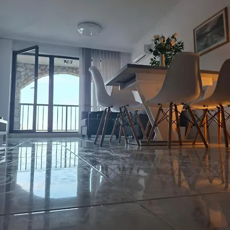 Etara 4 Luxury Sea View
