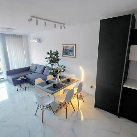 Etara 4 Luxury Sea View Apartment Sweti Wlas